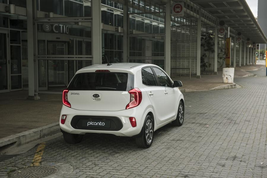  Kia Picanto 2017 года  (ZA) (фото 4 из 40)